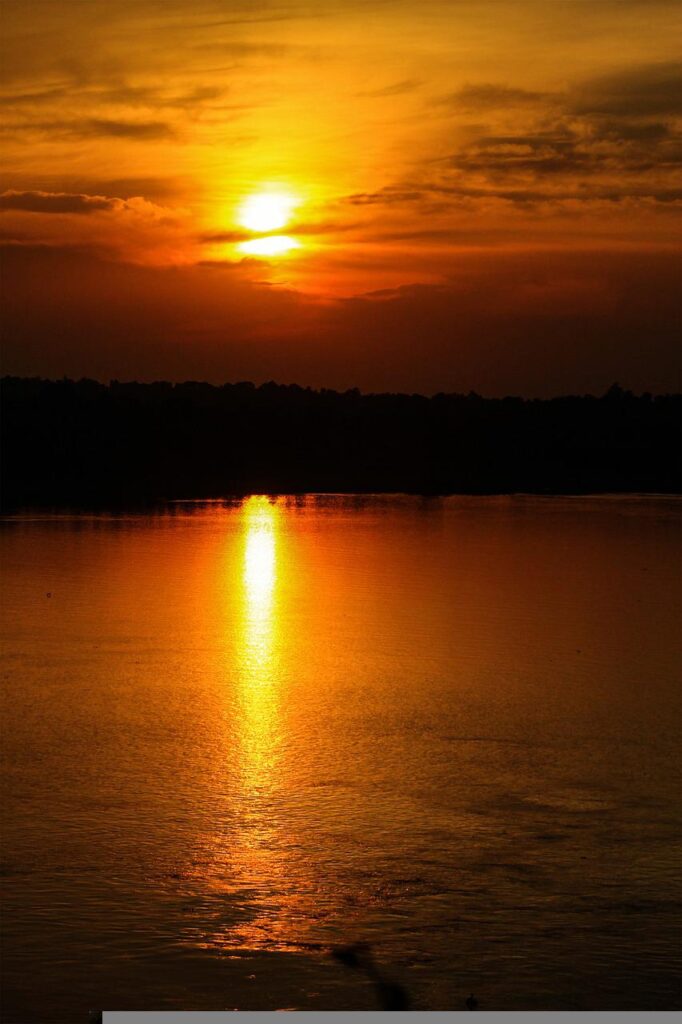 lake, sunset, mountains-7059464.jpg